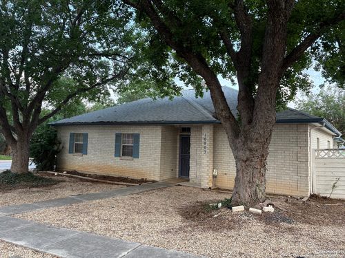 10803 Royal Blf, San Antonio, TX, 78239-1602 | Card Image