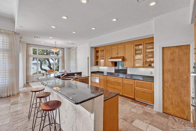 UNIT-8 - 27000 Catamaran Dr, House other with 4 bedrooms, 4 bathrooms and null parking in SPICEWOOD TX | Image 9