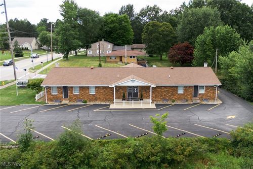 l1-400 E Main St, Canfield, OH, 44406-2500 | Card Image