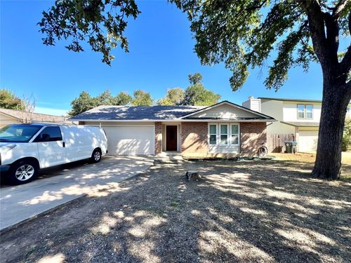 11318 Bristle Oak Trl, Austin, TX, 78750-1427 | Card Image