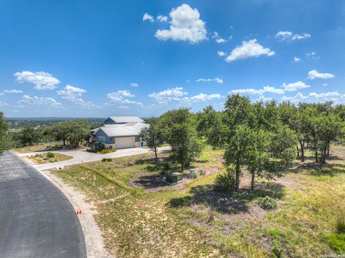 2305 Bella Vis, Canyon Lake, TX, 78133-5467 | Card Image