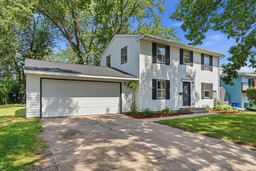1041 23rd Ave N, Saint Cloud, MN, 56303-2513 | Card Image