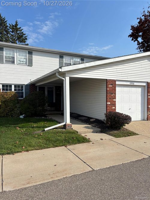 42016 Queen Anne Ct, Northville Township, MI, 48167-1903 | Card Image