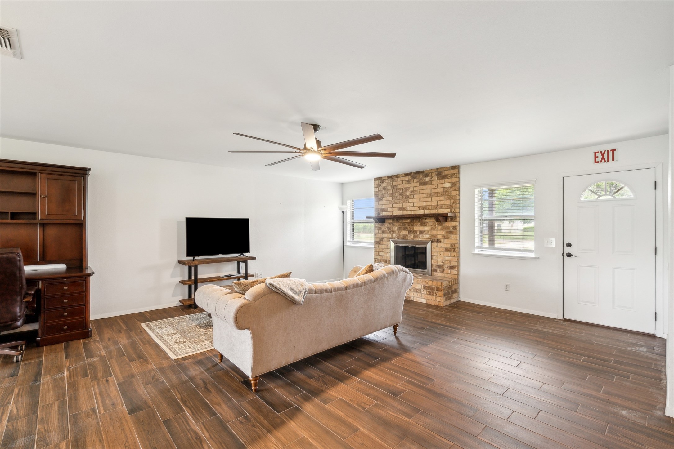 Residential in Eastland 3