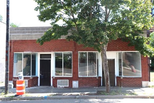 1013 N Main St, Akron, OH, 44310-1435 | Card Image