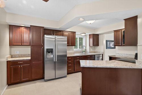 3986 Flowerfield Rd, Circle Pines, MN, 55014-3726 | Card Image
