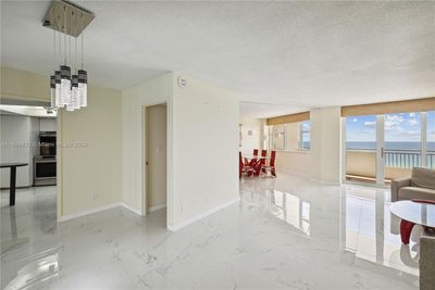 912 - 3180 S Ocean Dr, Condo with 2 bedrooms, 2 bathrooms and null parking in Hallandale Beach FL | Image 2