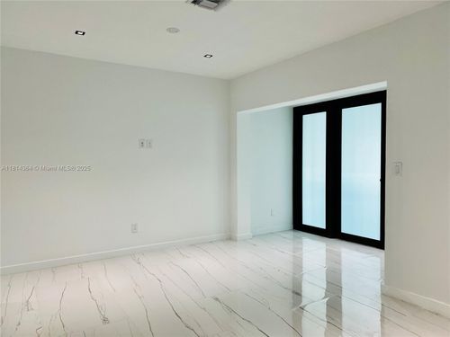 9-1155 102nd St, Bay Harbor Islands, FL, 33154-3701 | Card Image
