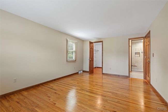 8013 Ginger Rd, House other with 4 bedrooms, 4 bathrooms and null parking in Liverpool NY | Image 21