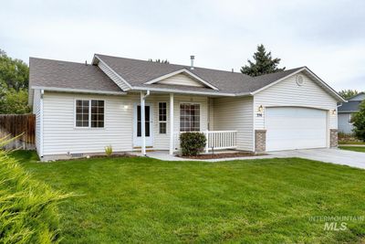 356 W Trophy St, House other with 3 bedrooms, 2 bathrooms and 2 parking in Kuna ID | Image 1