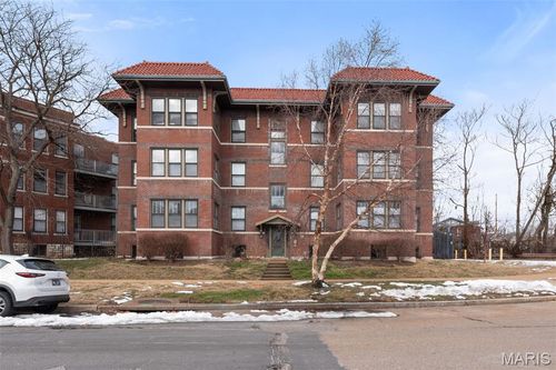 1e-5803 Waterman Blvd, Saint Louis, MO, 63112-1540 | Card Image