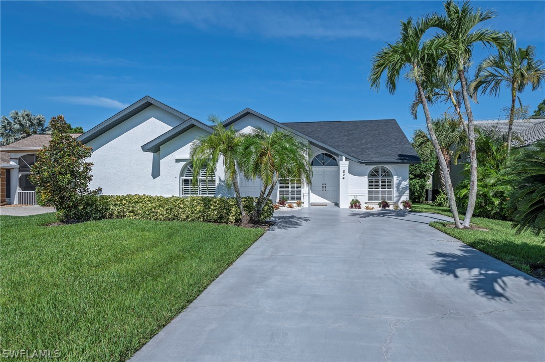 Belville Blvd, Naples, FL 34104