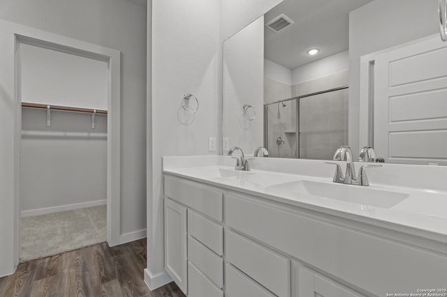 12550 Spice Mdw, House other with 4 bedrooms, 3 bathrooms and null parking in San Antonio TX | Image 12