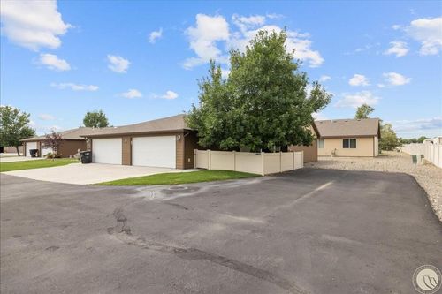 apt-2-5325 Frontier Dr, Billings, MT, 59101-8999 | Card Image