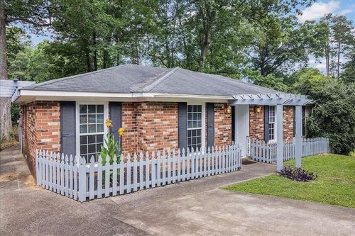 327 Oak Lake Dr, Augusta, GA, 30907-8805 | Card Image