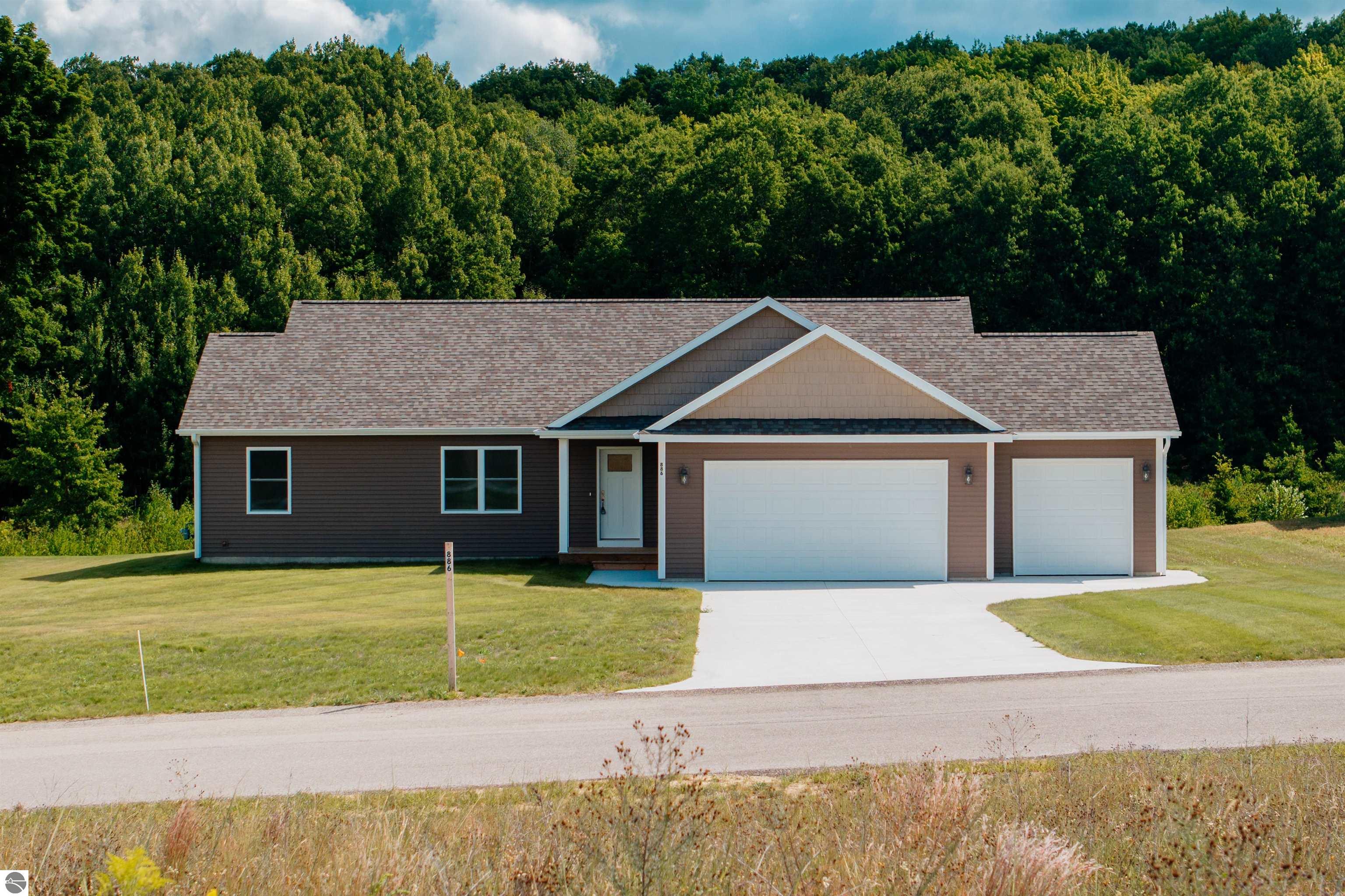 Coyote Ln, Traverse City, MI 49696