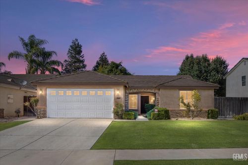 12604 Stemple Dr, Bakersfield, CA, 93312-5801 | Card Image