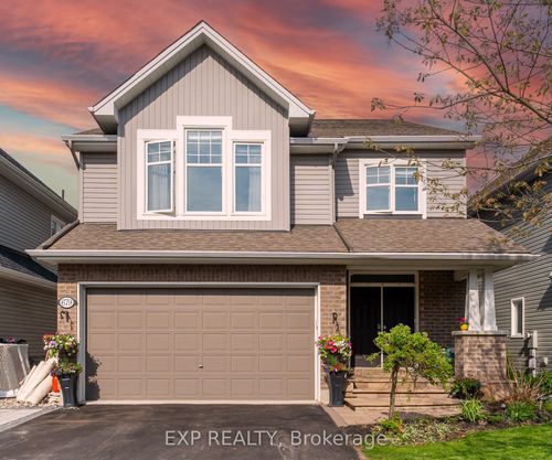 679 Rockrose Way, Gloucester, ON, K1T0L7 | Card Image