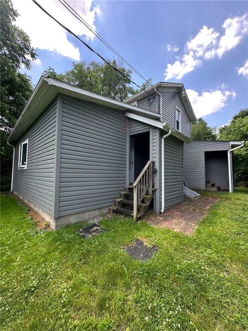 717 Clarion St, Beaver, PA, 15009-3049 | Card Image