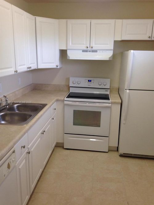 apt-2310-7561 Nw 16th St, Plantation, FL, 33313-5129 | Card Image