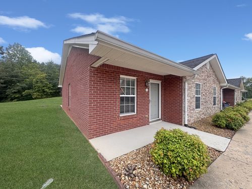 106 Colson Village Ct, Dover, TN, 37058 | Card Image