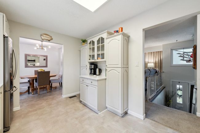 4037 196 A St, House other with 6 bedrooms, 3 bathrooms and 6 parking in Langley BC | Image 14
