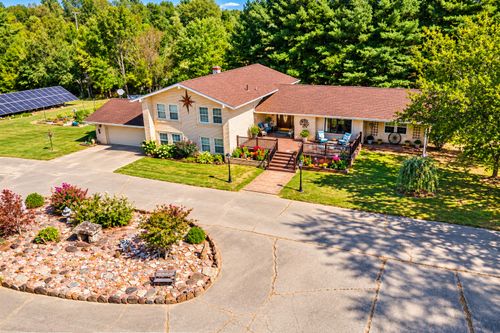 62 Hines Rd, Murphysboro, IL, 62966-4965 | Card Image