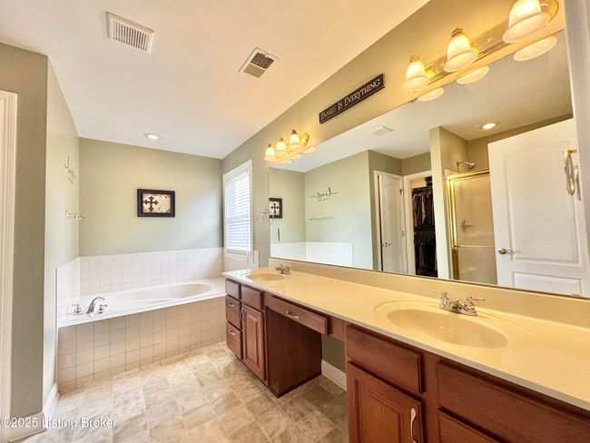 Primary bathroom | Image 26