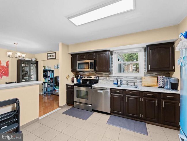 657 S Queen Anne Dr, House other with 3 bedrooms, 2 bathrooms and null parking in FAIRLESS HILLS PA | Image 13
