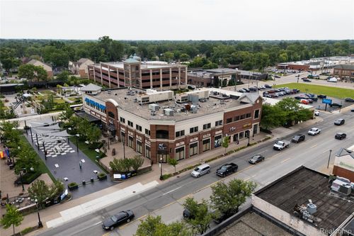 22253 Michigan Ave, Dearborn, MI, 48124-2249 | Card Image
