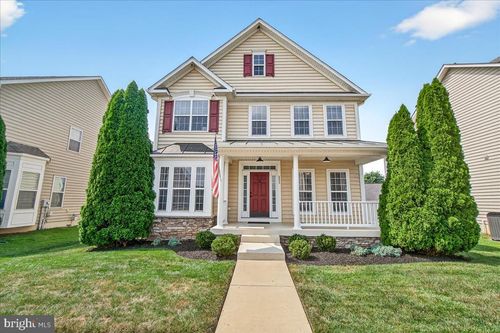 225 Colonial Dr, CHARLES TOWN, WV, 25414-4920 | Card Image