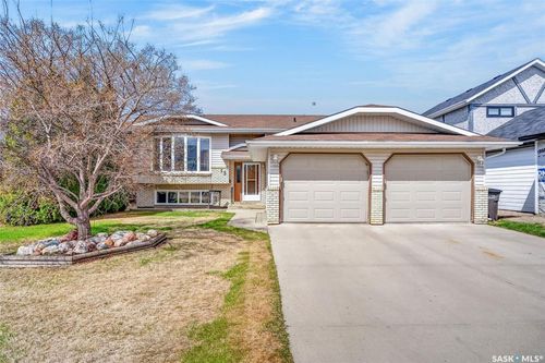 13 Dust Cres, Humboldt, SK, S0K2A0 | Card Image