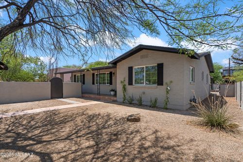 2610 E Elm St, Tucson, AZ, 85716-3512 | Card Image