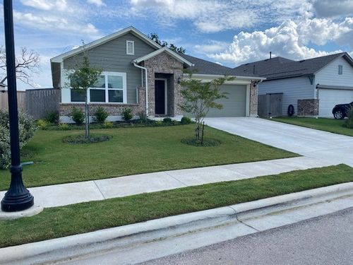 127 Patrick Herndon Dr, Bastrop, TX, 78602-2094 | Card Image