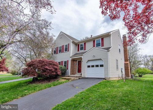 2205 Cedar Mill Ct, VIENNA, VA, 22182-5245 | Card Image