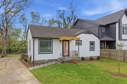 64 Creighton Ave, Nashville, TN, 37206-2204 | Card Image