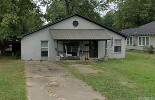 305 Ash St, Conway, AR, 72034-6420 | Card Image