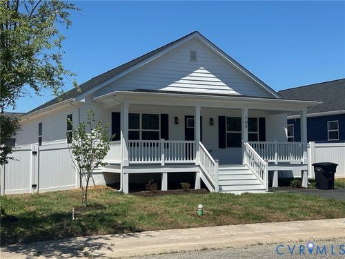 704 Jackson St, Colonial Beach, VA, 22443-2134 | Card Image