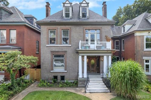 3532 Victor St, Saint Louis, MO, 63104-1736 | Card Image