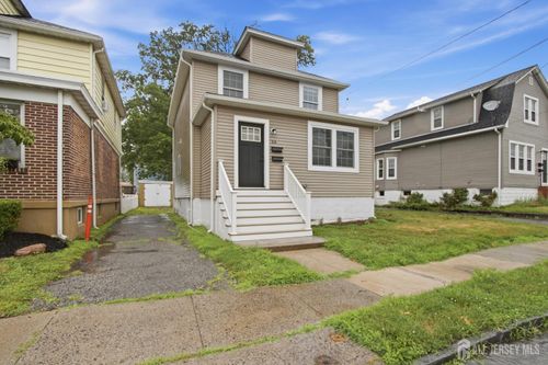 48 5th St, Fords, NJ, 08863-1642 | Card Image