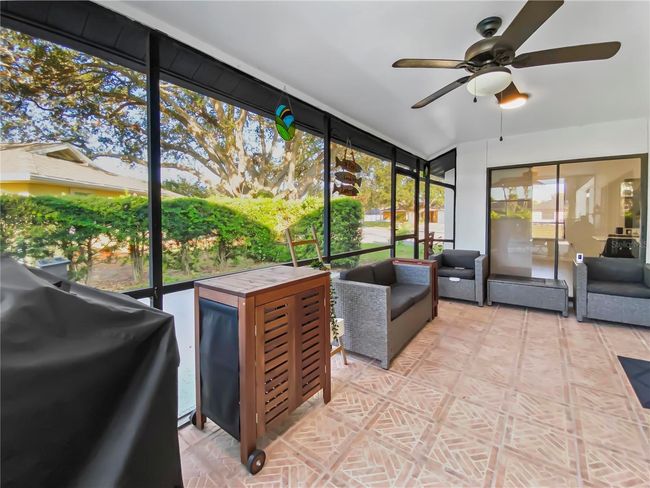 5744 Augusta Cir, House other with 3 bedrooms, 2 bathrooms and null parking in Sarasota FL | Image 16