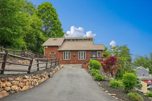 49 Brook Trl, Greenwood Lake, NY, 10925-4207 | Card Image