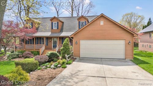 641 Shortridge Ave, Rochester Hills, MI, 48307-5144 | Card Image