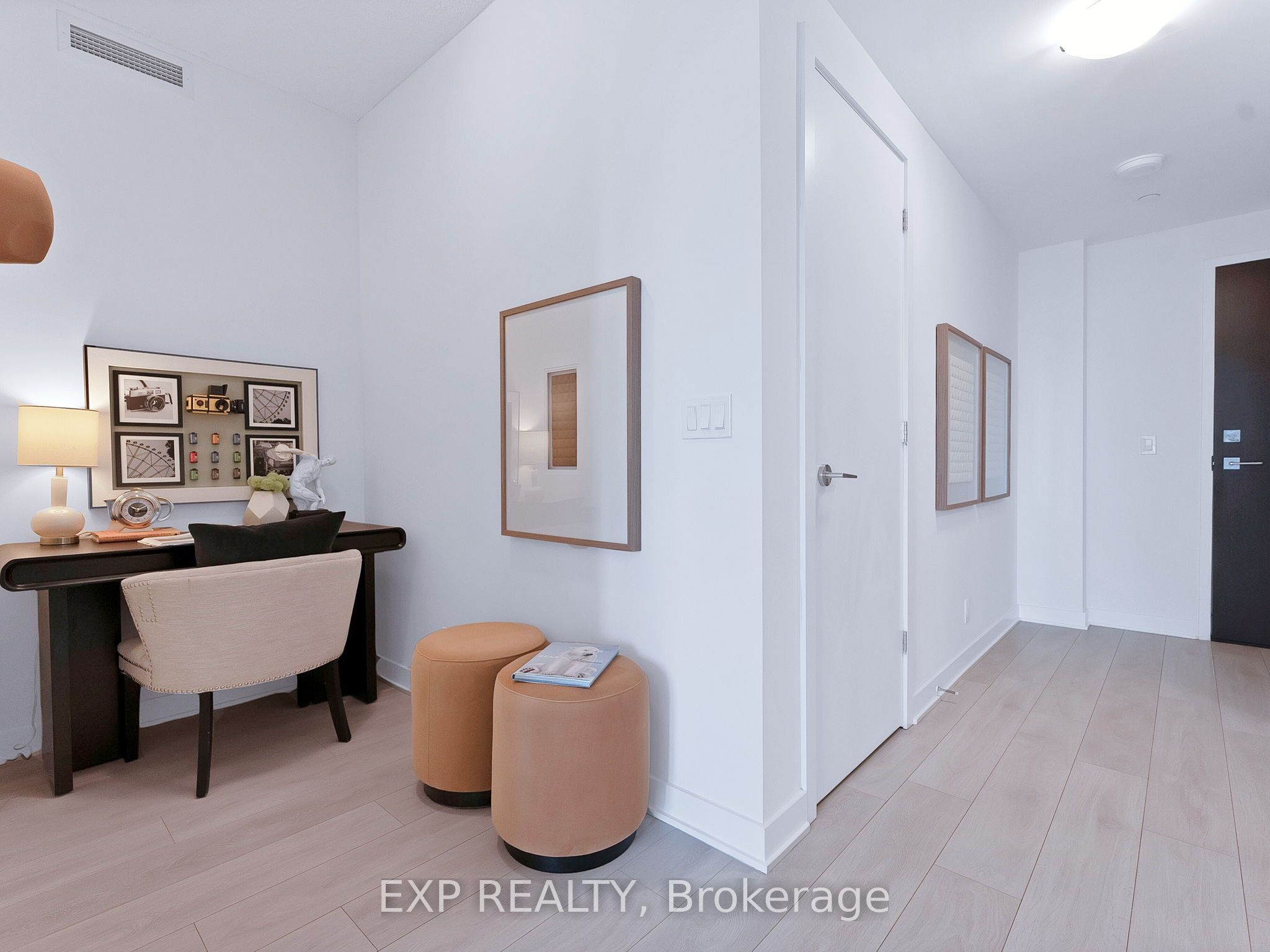 Residential in Toronto C10 4