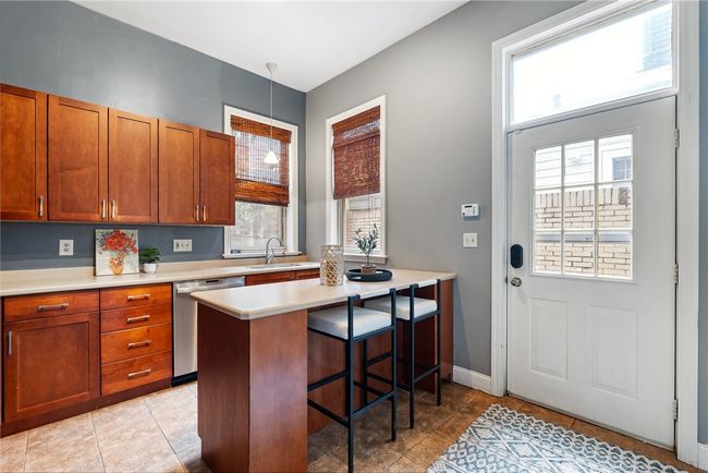 526 Armandale St, House other with 4 bedrooms, 3 bathrooms and 1 parking in Pittsburgh PA | Image 12