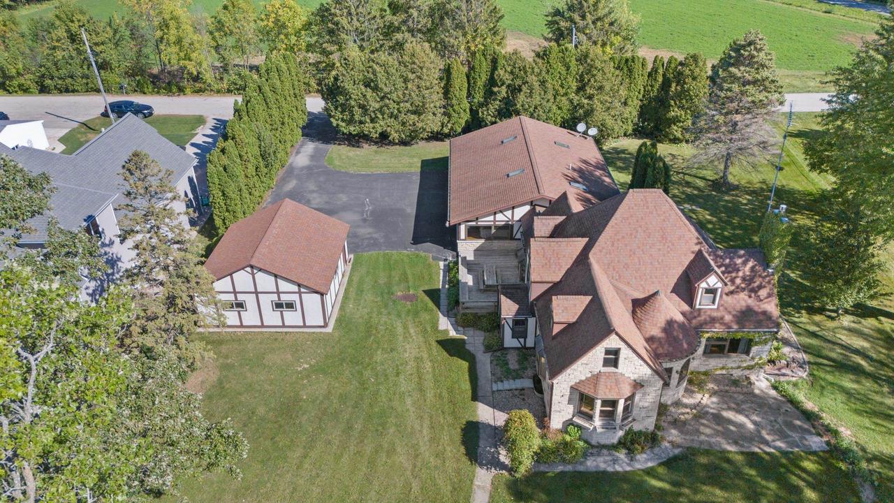 Nickels Dr, Oshkosh, WI 54904
