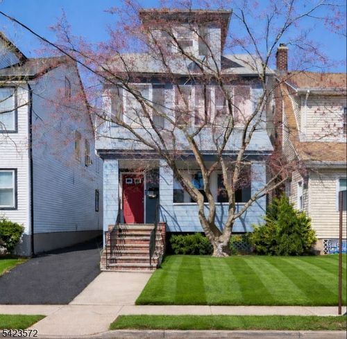 569 Chestnut St, Orange, NJ, 07050-1129 | Card Image