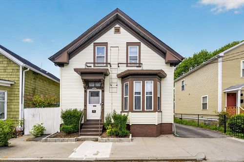 293 Swan St, Providence, RI, 02905-2111 | Card Image