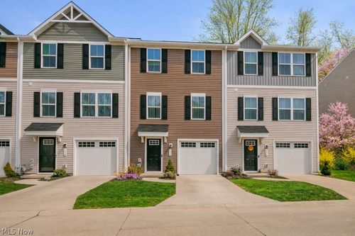 772 Pine Spring Dr, Painesville, OH, 44077-4153 | Card Image