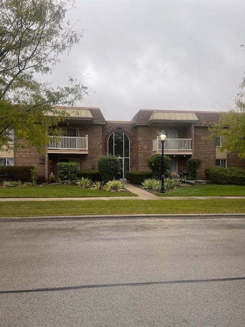 apt-2a-902 W Alleghany Dr, Arlington Heights, IL, 60004-2972 | Card Image
